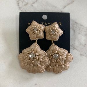 Ann Taylor Floral Beaded Straw Tan Earrings